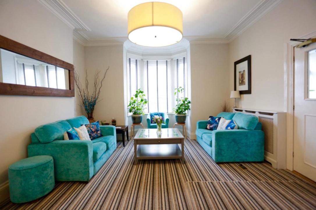 The Dolphin Hotel 엑스머스 외부 사진